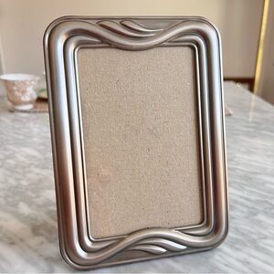 Silver Tone Photo Frame with Glass 4x6